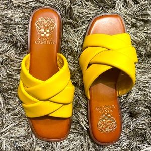 VINCE CAMUTO Northala Woven Leather Slide Sandal